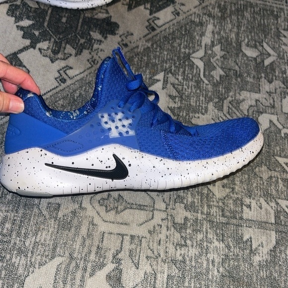 Nike men’s Nylite Bold Iii Perforated Platform Sneakers size 7.5 - Picture 3 of 10